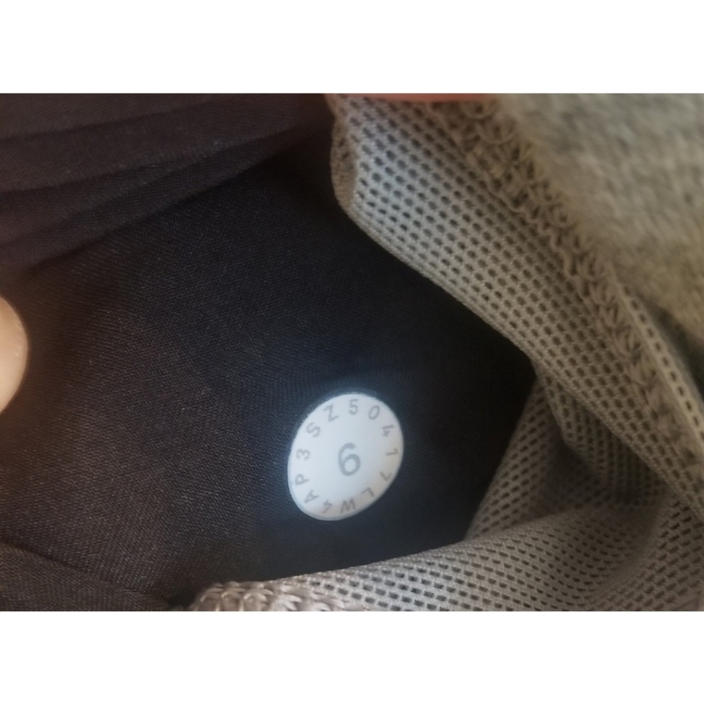 Lululemon Reversible Jacket - Picture 9 of 11